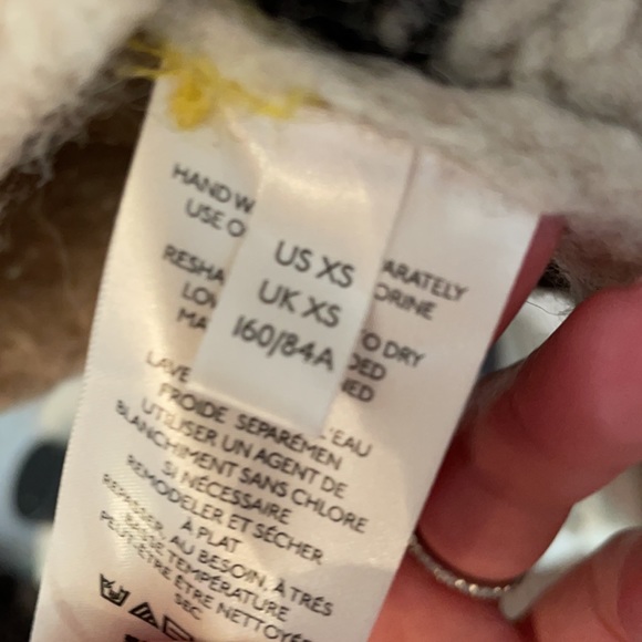 Free People oversized boho shrug sweater - Picture 6 of 9